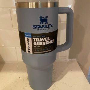 New Stanley Adventure Quencher Travel
Tumbler 40 oz